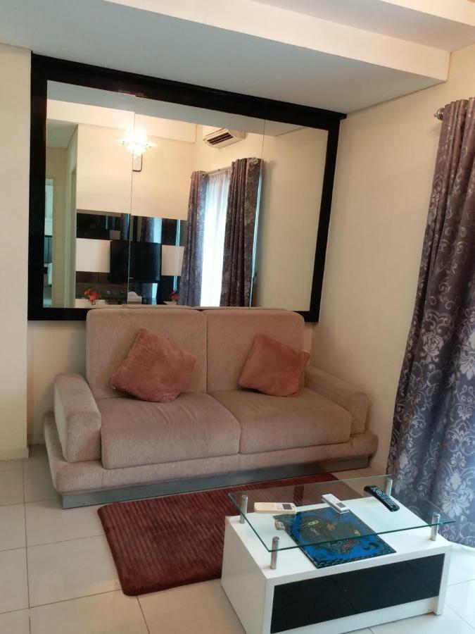 Apartment Cosmo Terrace Jakarta Luaran gambar