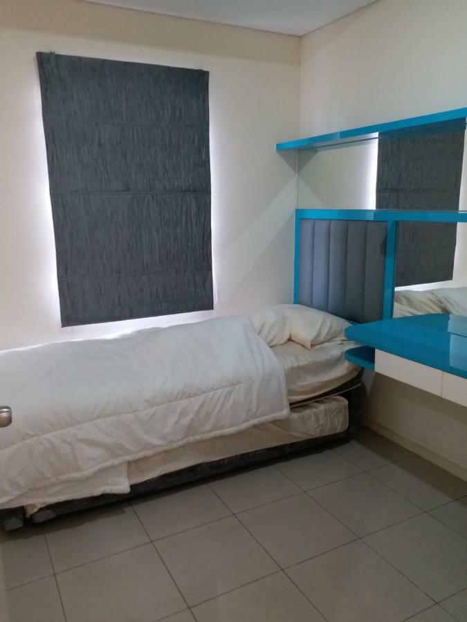 Apartment Cosmo Terrace Jakarta Luaran gambar